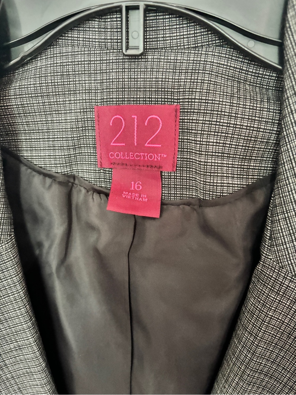 212 Collection Women’s Gray Blazer & Pant Suit - Picture 2 of 6